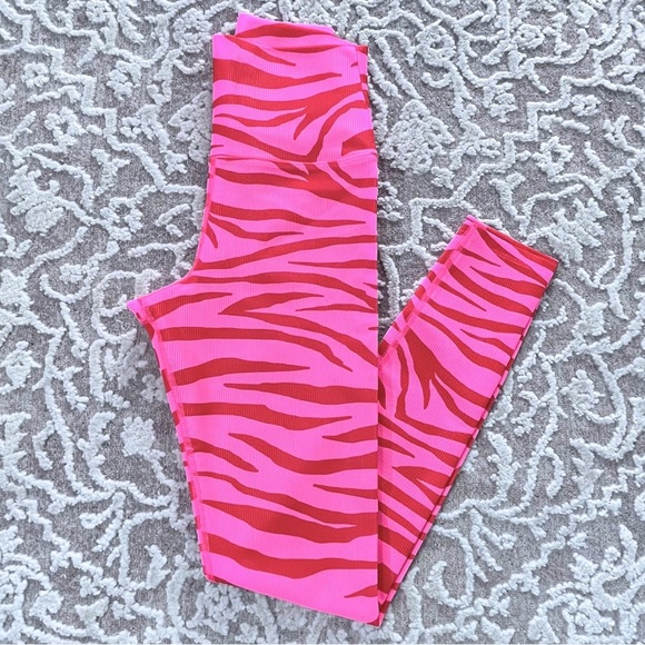 NWOT Beach Riot Ayla Ribbed Leggings - Picture 3 of 12